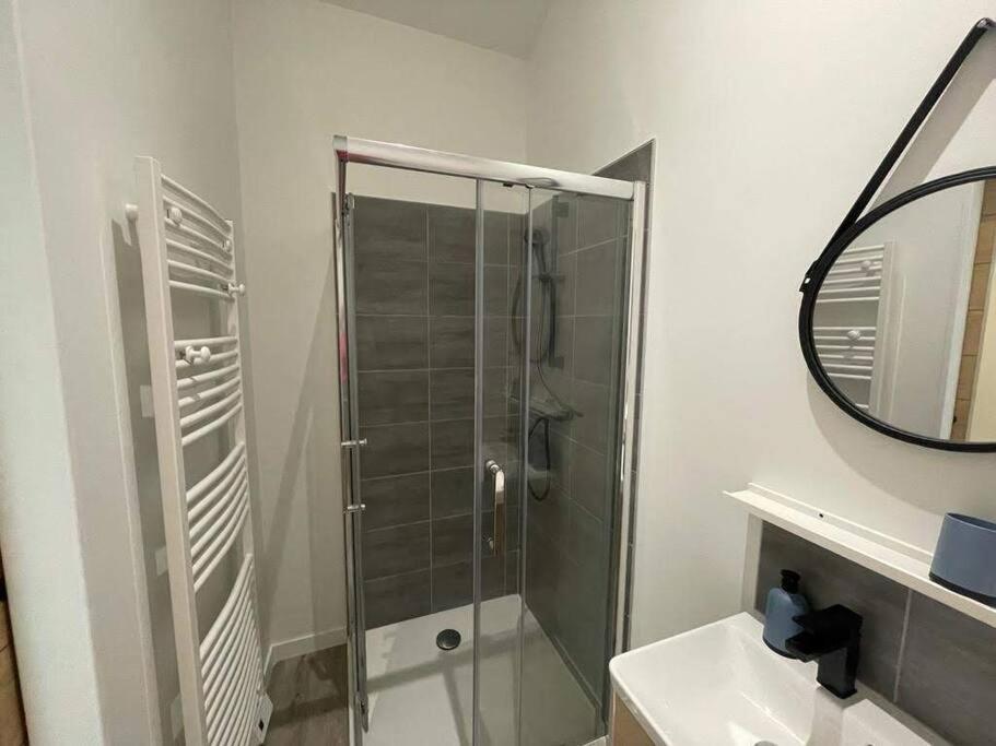 Gite De Charme - 3 Chambres, 5 Lits - De 4 A 7 Personnes Avanton Bagian luar foto