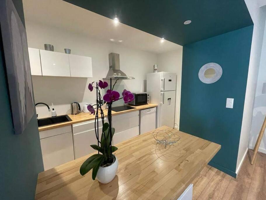 Gite De Charme - 3 Chambres, 5 Lits - De 4 A 7 Personnes Avanton Bagian luar foto