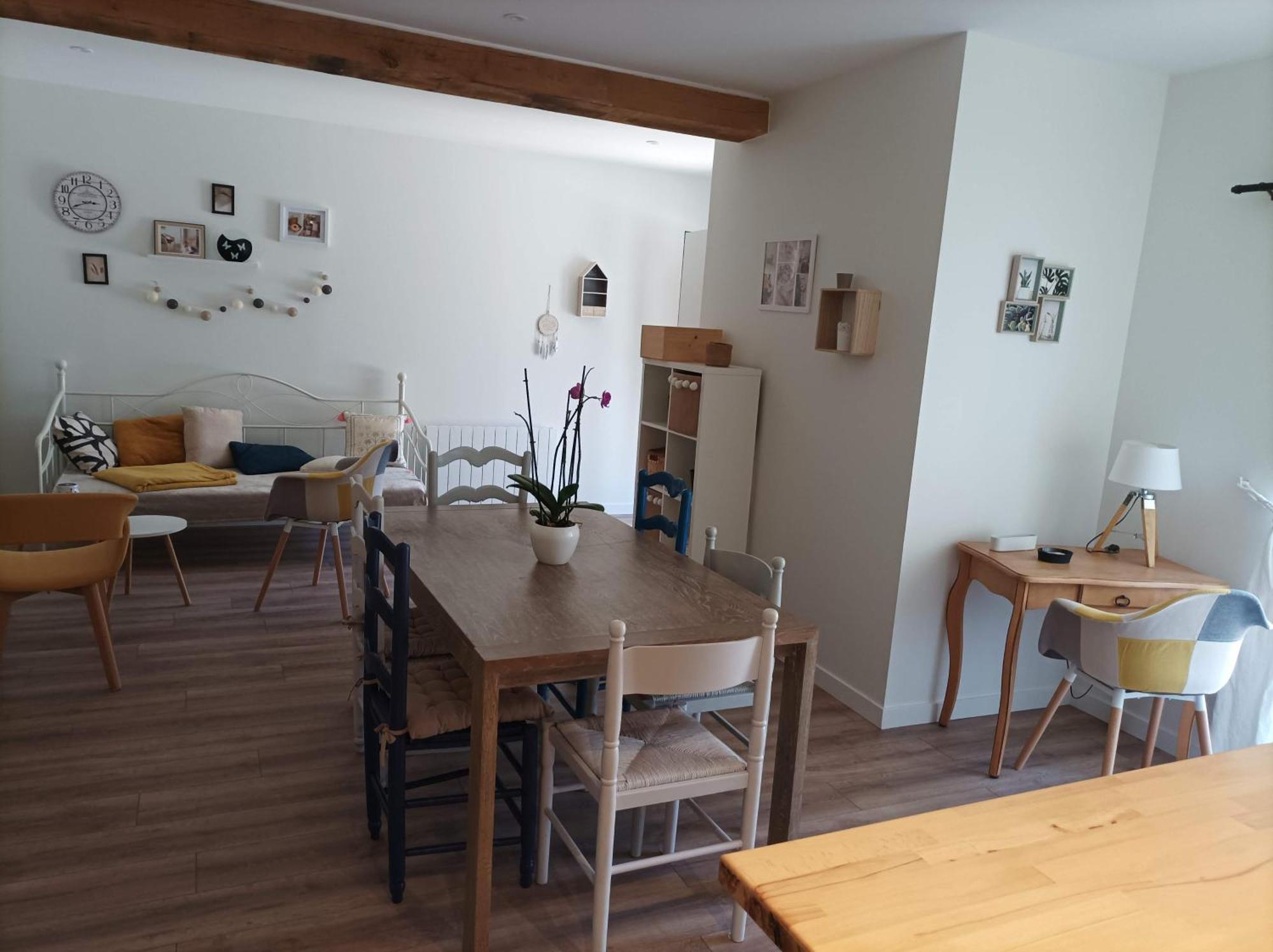 Gite De Charme - 3 Chambres, 5 Lits - De 4 A 7 Personnes Avanton Bagian luar foto